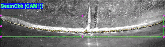 相機1拍攝的帶有細小裂痕的連接器照片